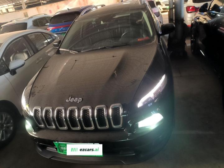 Cherokee 2016 2.0L photo 2