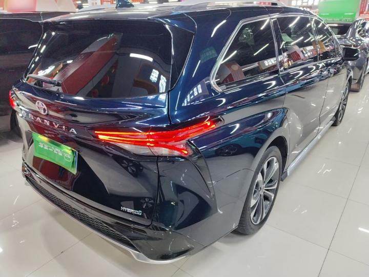 Granvia 2023 2.5L Hybrid Flagship VIP photo 4