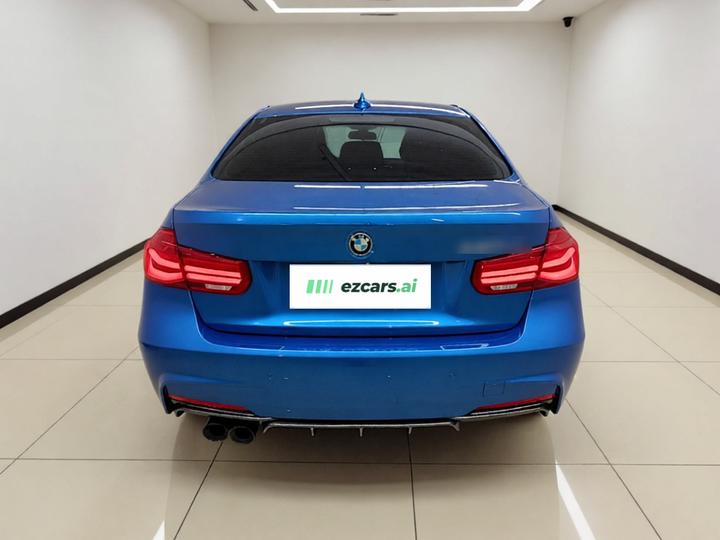 3 Series 2019 320Li M Sport Package photo 3