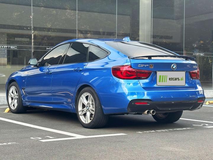3 SeriesGT 2019 320i M Sport Package photo 3