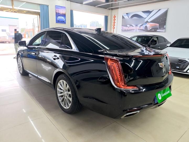 XTS 2018 28T Elite photo 4