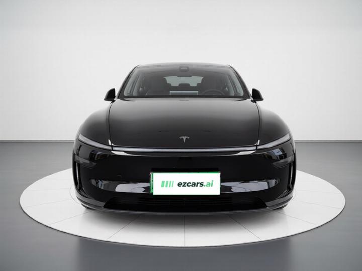 Model Y 2025 RWD photo 2
