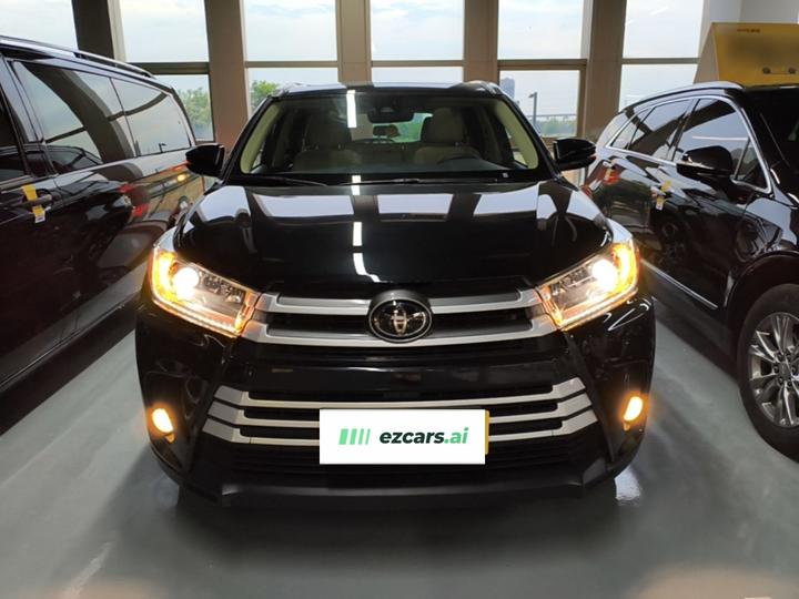Highlander 2021 2.0T AWD Luxury 7-Seater photo 2