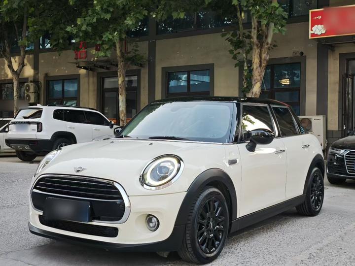 2020 1.5T COOPER Classic 5-Door