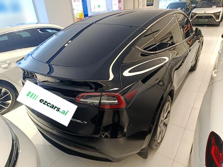 Model Y 2022 Facelift RWD photo 6