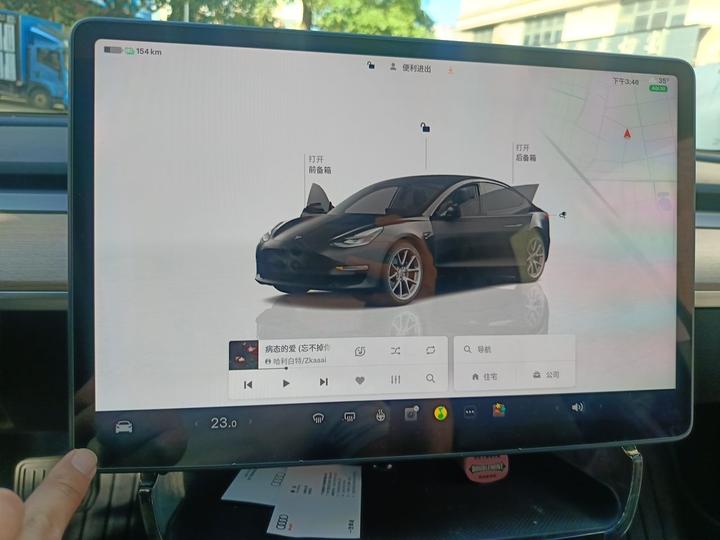 Model 3 2023 RWD photo 8