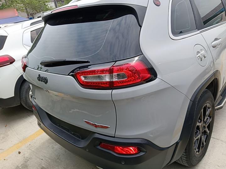 Cherokee 2016 2.4L Smart photo 3