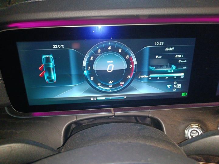 E-Class 2016 E 200 L Sport photo 4