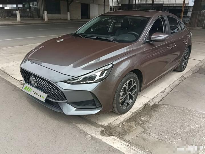 MG5 2023 180DVVT CVT Luxury