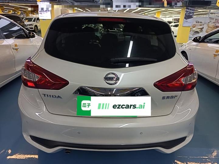 Tiida 2021 1.6L CVT Smart Premium photo 3