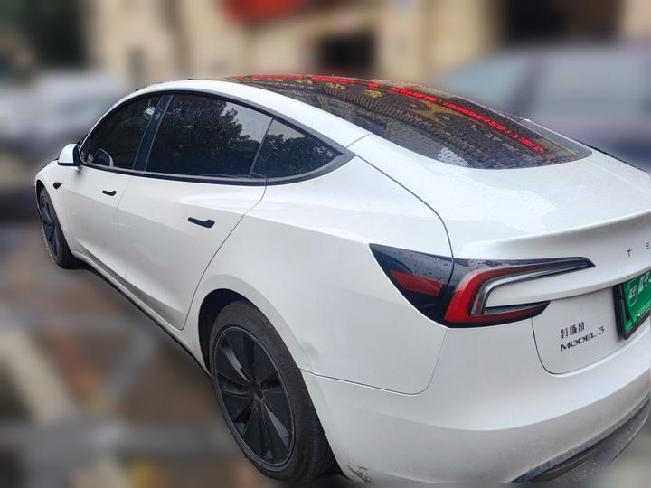 Model 3 2025 RWD photo 4