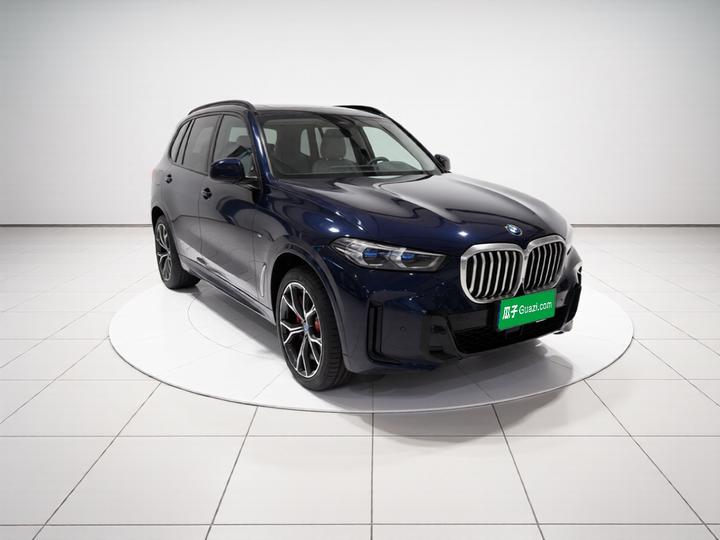 X5 2023 xDrive 30Li Exclusive M M Sport Night Package photo 3