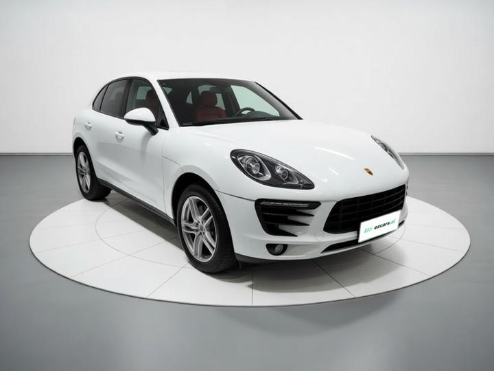 2014 Macan 2.0T photo 3