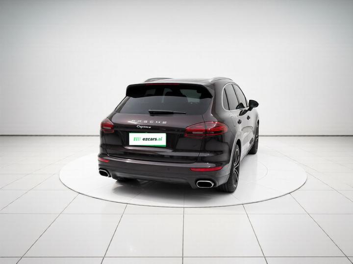 2015 Cayenne 3.0T photo 5