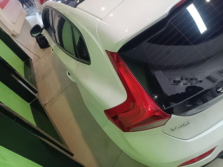 V40 2016 T3 photo 4