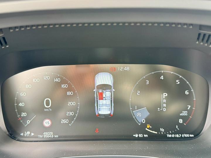 XC60 2019 T5 AWD Luxury China VI photo 4