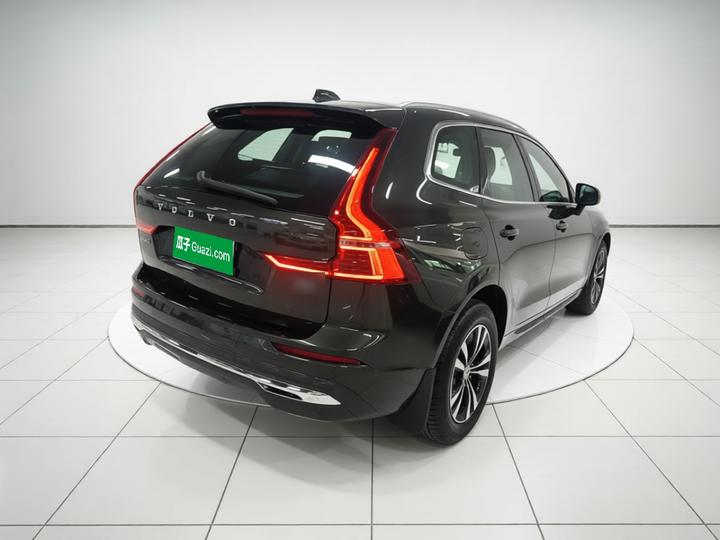 XC60 2022 B5 AWD Luxury photo 6
