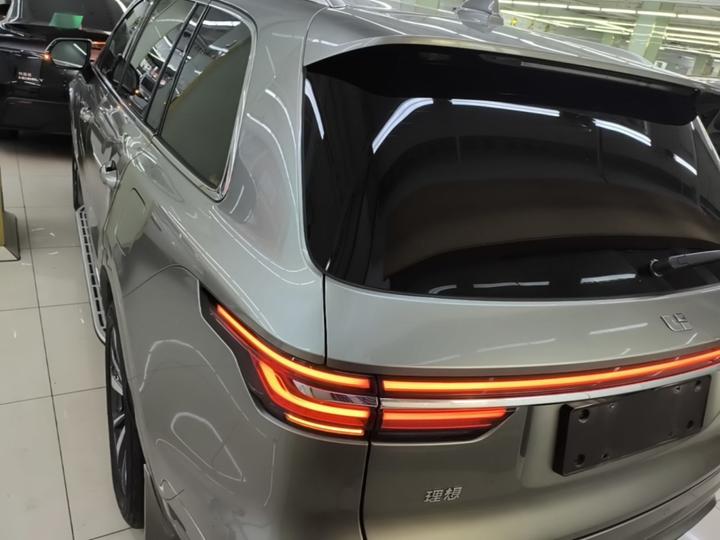 Li Auto ONE 2020 EREV 6-Seater photo 4