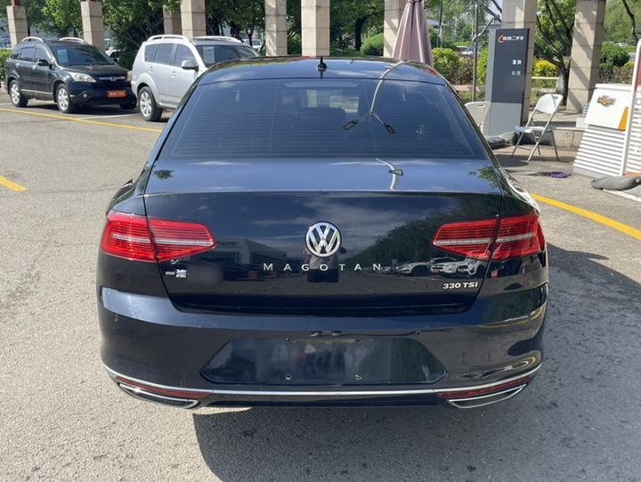 Magotan 2019 330TSI DSG Luxury China VI photo 4