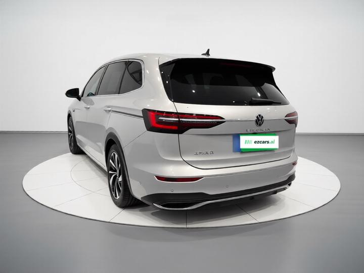 Viloran 2020 330TSI Luxury photo 4
