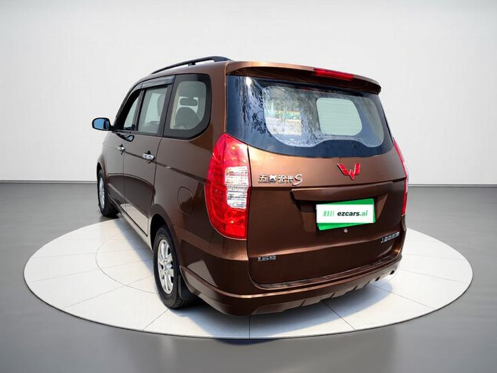 Wuling Hongguang 2016 1.5L Facelift S Comfort photo 4