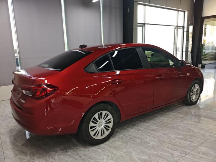 Excelle 2018 15N CVT Elite photo 4