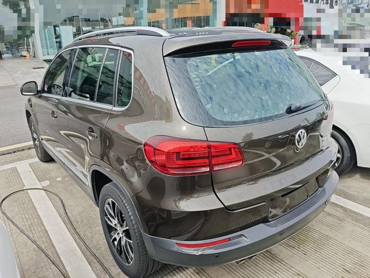 Tiguan 2015 1.8TSI AT RWD Luxury photo 4