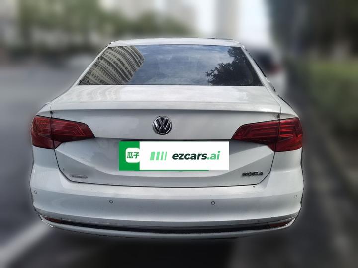 Bora 2016 1.6L MT Comfort photo 5