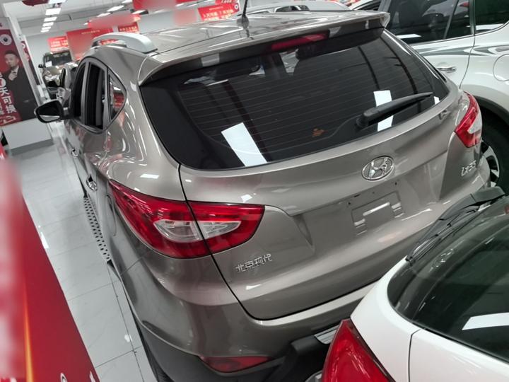 ix35 2015 2.0L AT RWD Smart IV photo 4