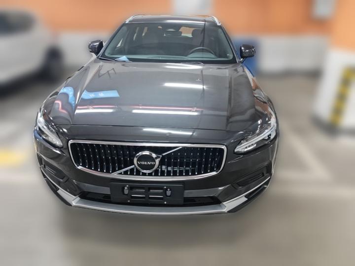 V90 2024 Cross Country B5 AWD photo 2