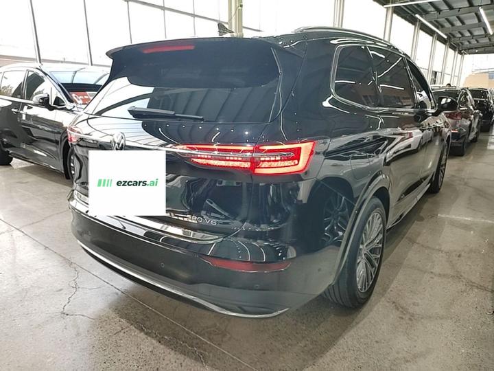 Viloran 2023 380TSI photo 6