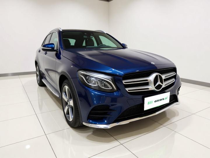 GLC 2017 GLC 260 4MATIC Luxury photo 3