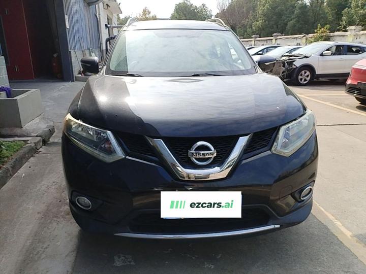 X-Trail 2014 2.0L CVT Comfort 2WD photo 2