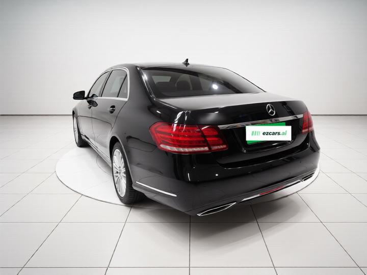 E-Class 2015 E 260 L photo 4