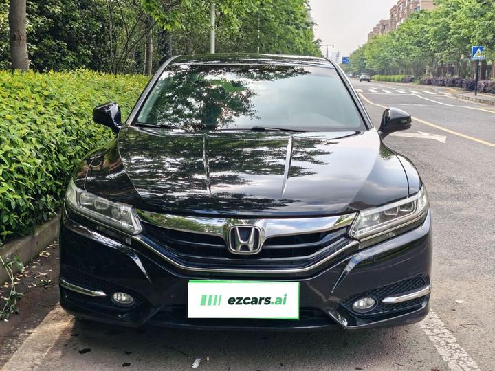 Spirior 2015 2.4L Luxury photo 2