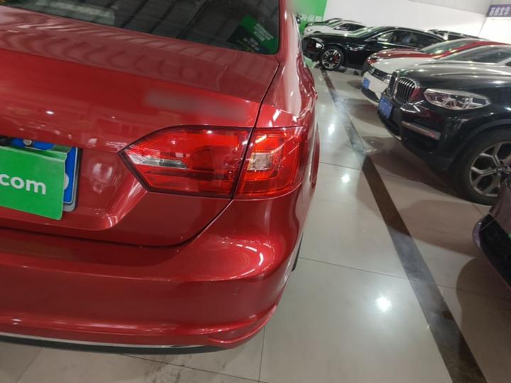 Sagitar 2014 Facelift 1.6L AT Leading photo 7
