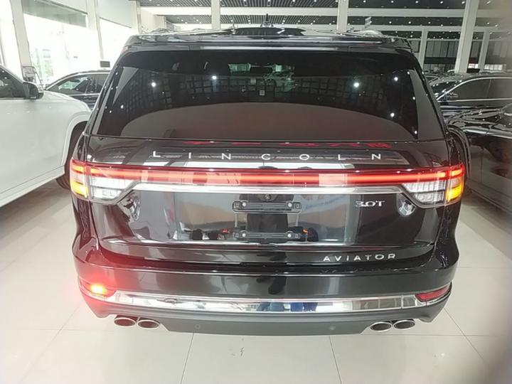 Aviator 2021 3.0T V6 AWD Exclusive photo 3