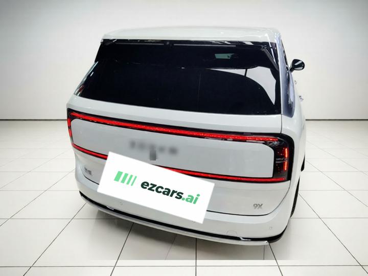 9X 2025 Hyper 70kWh 6-Seater photo 5