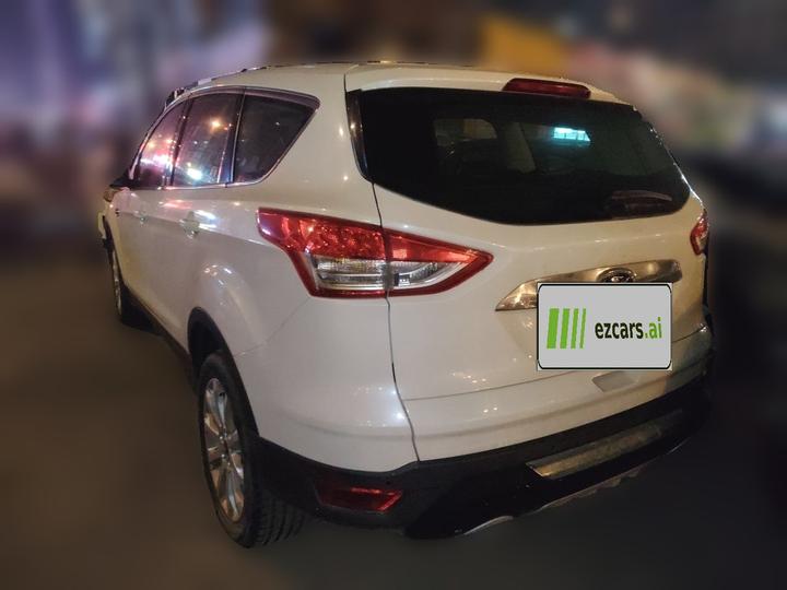 Kuga 2013 1.6L GTDi RWD photo 4