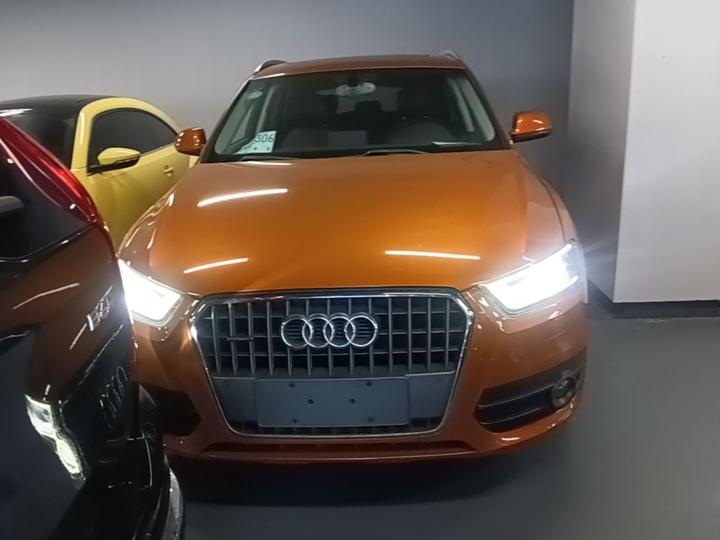Q3 2015 35 TFSI quattro Tech photo 2