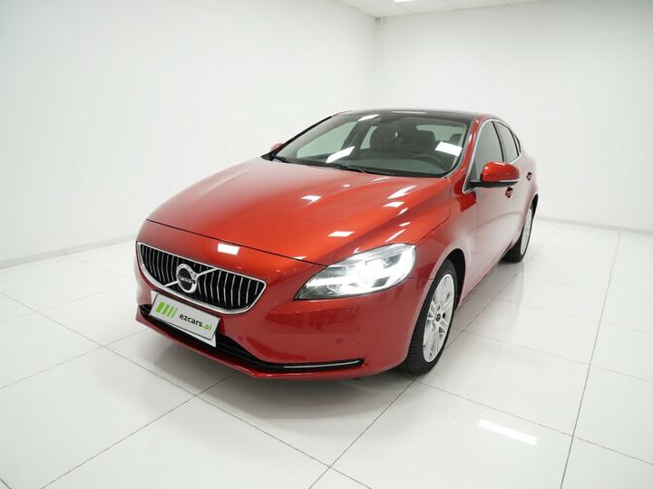 V40 2018 T3