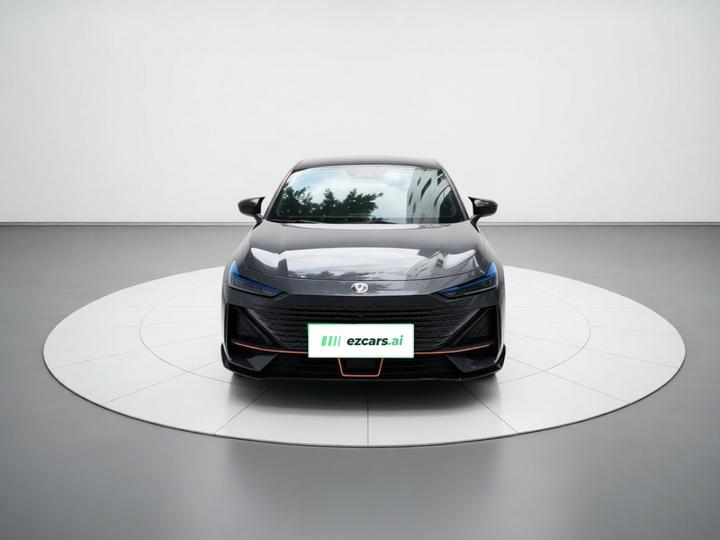 UNI-V 2023 1.5T Sport photo 2
