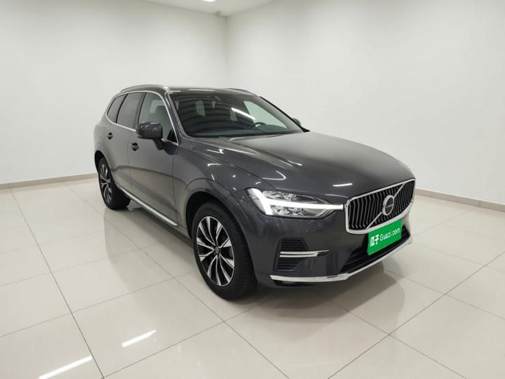 XC60 2023 B5 AWD Luxury photo 3