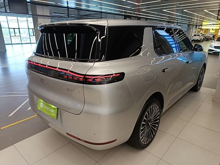 IM Motors LS8 2026 52 Max+ 6-Seater photo 6