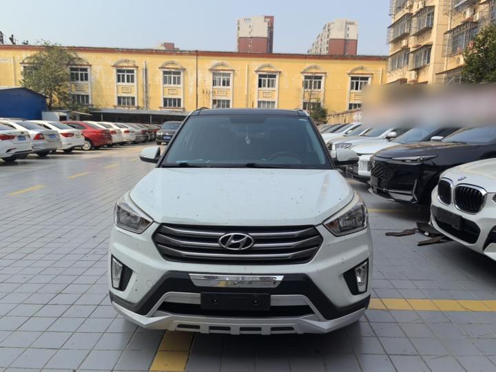 ix25 2015 1.6L AT RWD Smart GLS photo 2