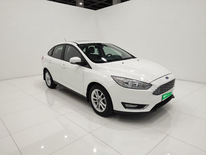 Focus 2015 Sedan EcoBoost 125 AT photo 3