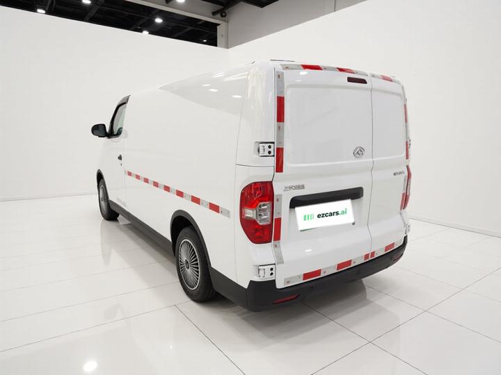 MAXUS EV30 2022 EV Smart Long Wheelbase photo 4