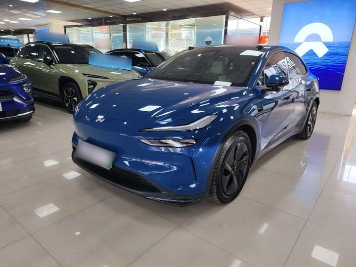 L60 2024 60kWh RWD