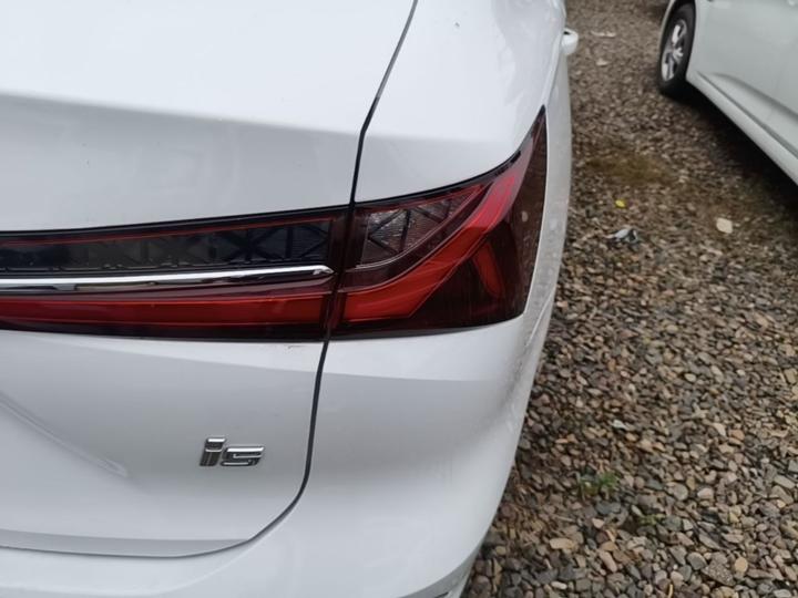 i5 2023 1.5L CVT Luxury photo 7