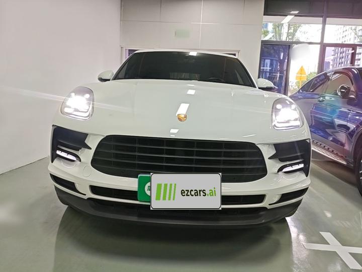 2021 Macan 2.0T photo 2